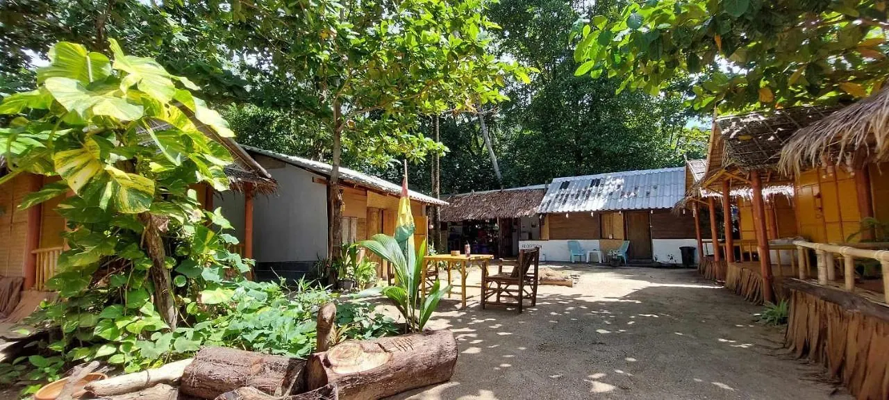 Hostel Little Beach Garden Ban Ai Dao