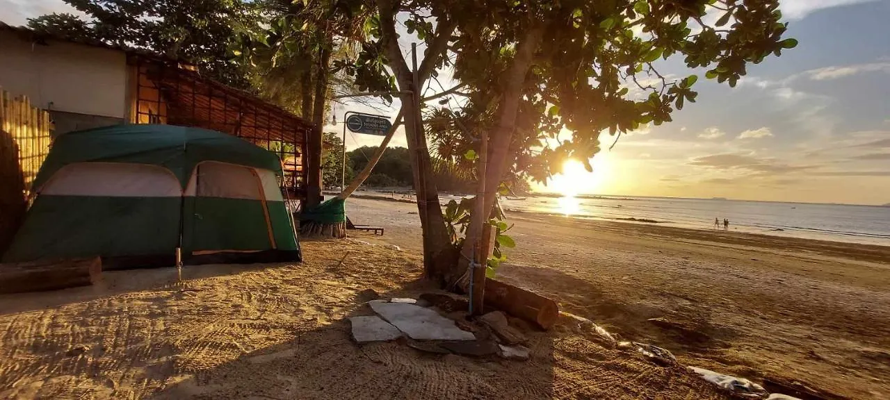 Little Beach Garden Ban Ai Dao Hostel
