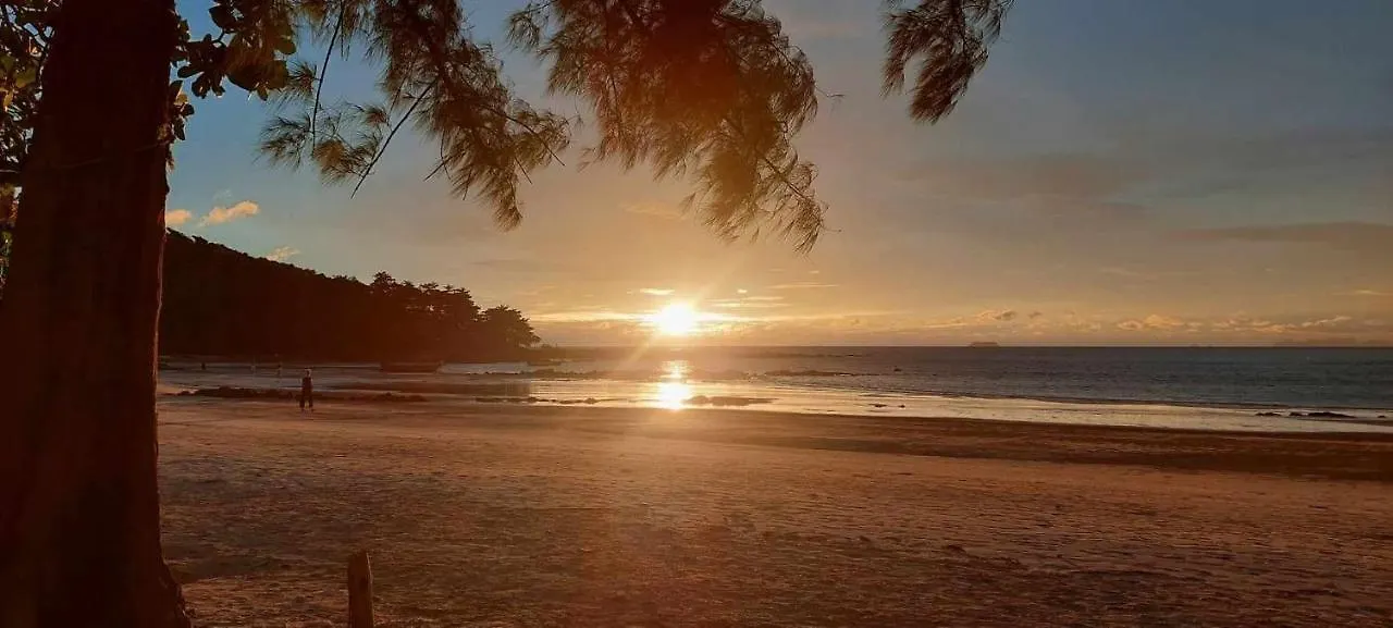 Hostel Little Beach Garden Ban Ai Dao