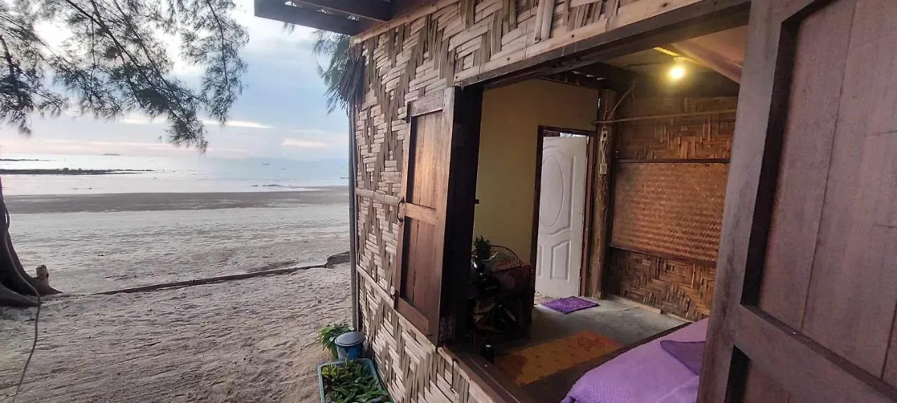Hostel Little Beach Garden Ban Ai Dao Thailand