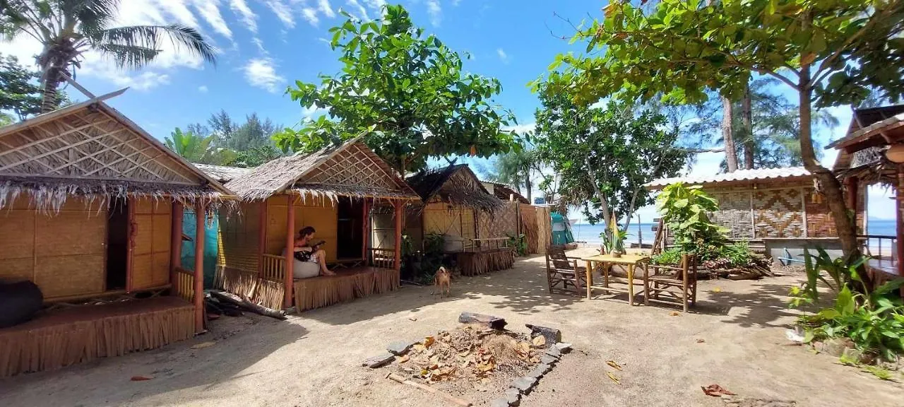 Little Beach Garden location